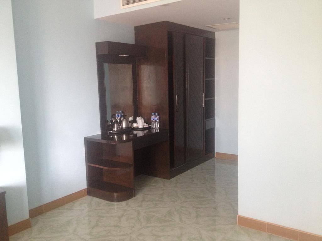 Feng Shui House Hotel Patong Room photo